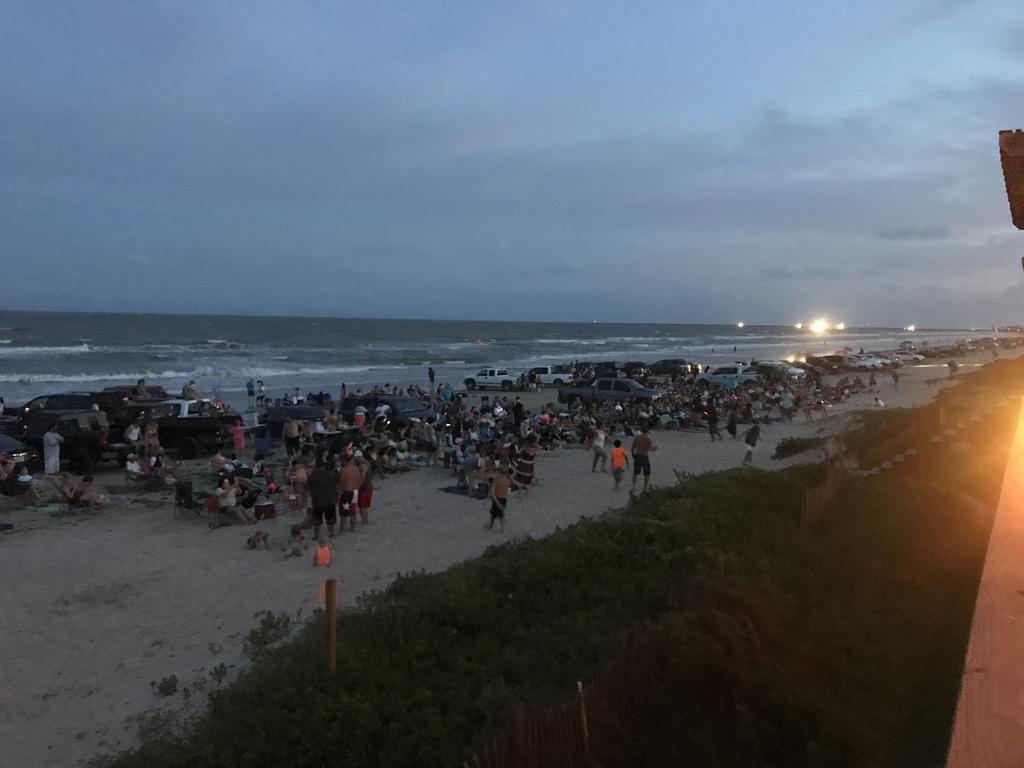 Ocean Village Hotel Surfside Beach Exterior photo